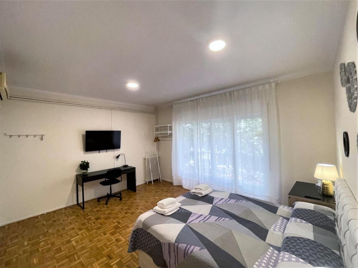 Villarroel Habitacionesバルセロナ エクステリア 写真