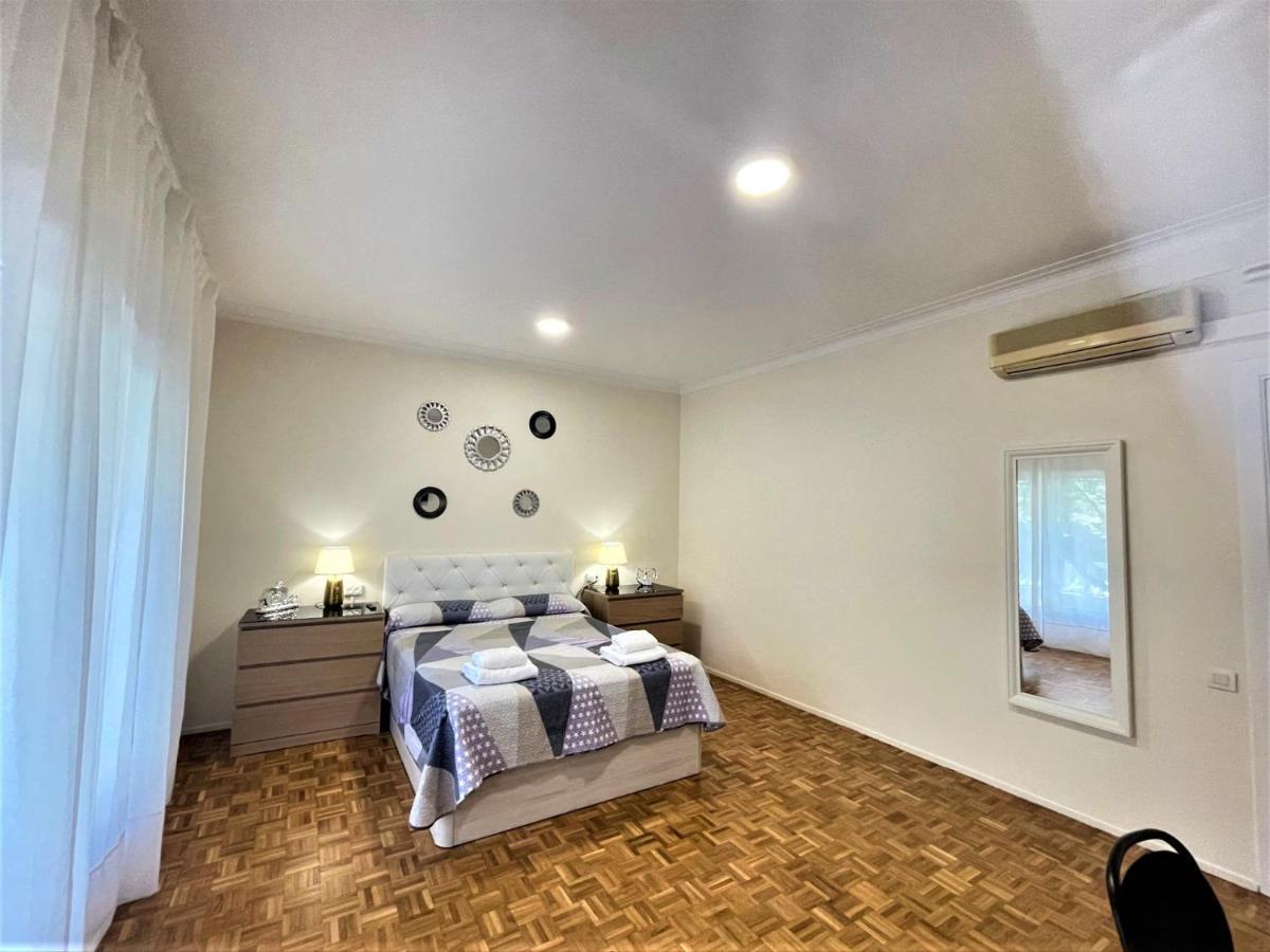 Villarroel Habitacionesバルセロナ エクステリア 写真