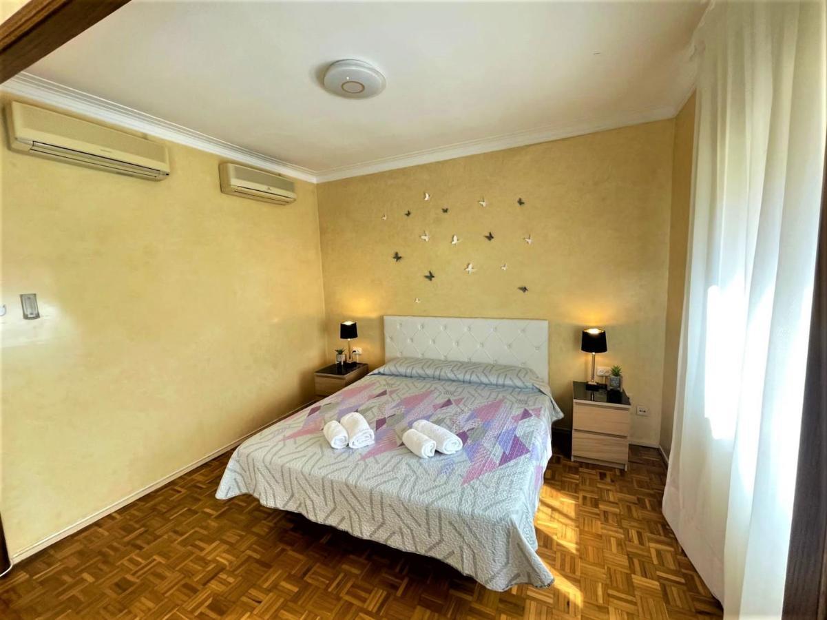 Villarroel Habitacionesバルセロナ エクステリア 写真