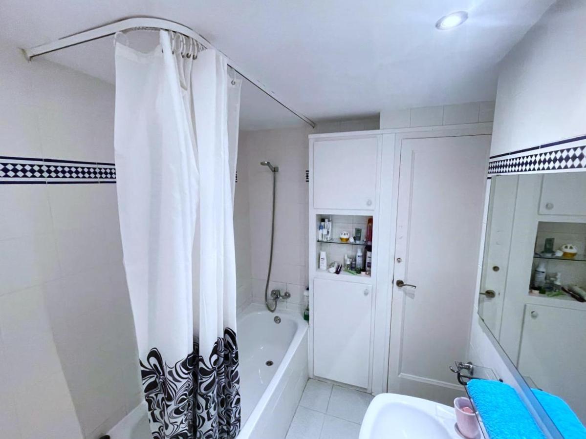 Villarroel Habitacionesバルセロナ エクステリア 写真